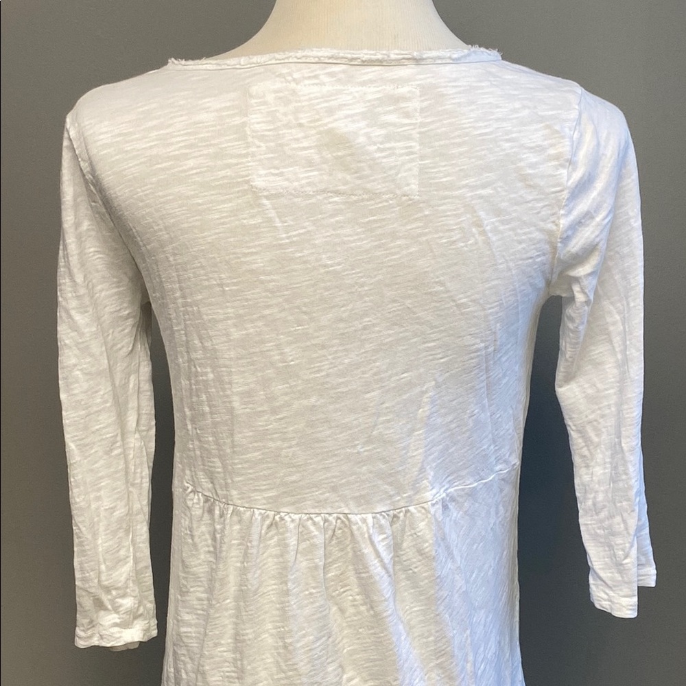 Dylan White Asymmetrical Fitted 3/4 Sleeve Tunic – Size XS - Picture 7 of 7